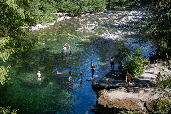 Englishman River Falls Provincial Park - Badeplatz bei den Lower Falls