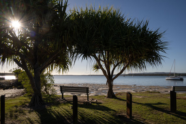 Tin Can Bay - Les Lee Park