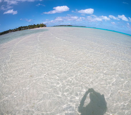 Kanufahrt in der Lagune von Aitutaki 