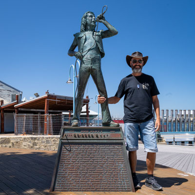 Fremantle - Hafen - Bon Scott Statue