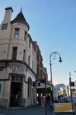 Unser Hotel 'The Russell on the Rocks' im Viertel 'Teh Rocks'