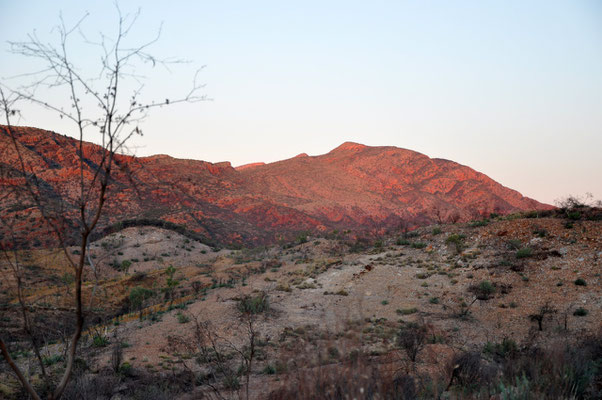 Sunset über das Tal vom Ridgetop Bushcamp aus gesehen