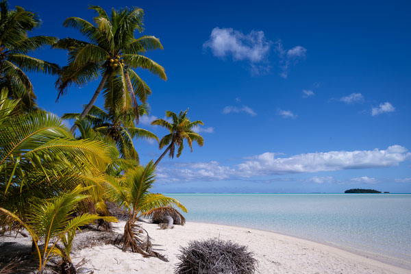 Aitutaki Lagoon - One Foot Island