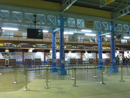 Flughafen Mahé - Check-in