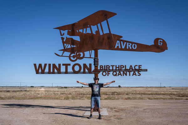 Winton - Birthplace of Qantas Sign