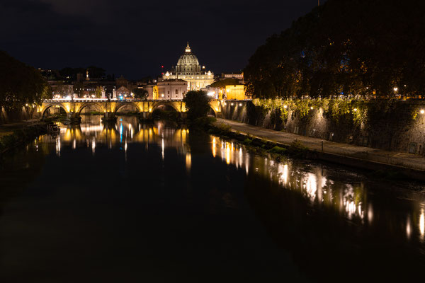 Petersdom by Night, Rom
