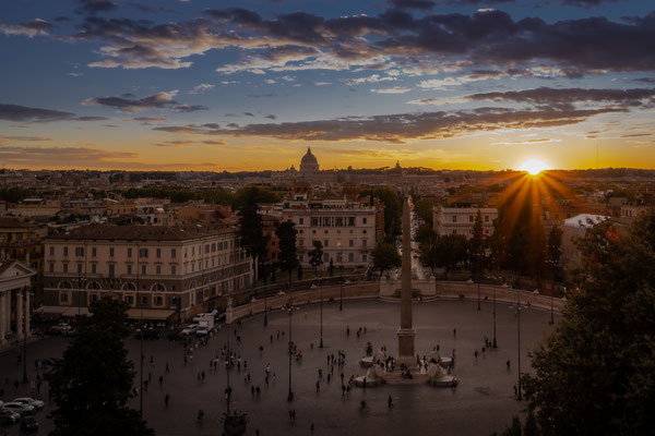 Piazza del Popolo, Sonnenuntergang über Rom