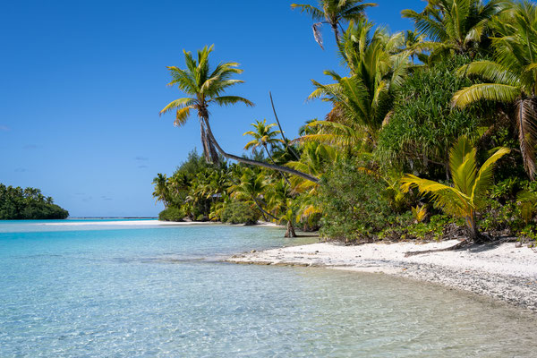 Aitutaki Lagoon - One Foot Island