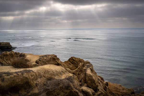 San Diego - Sunset Cliffs Natural Park, Surfer