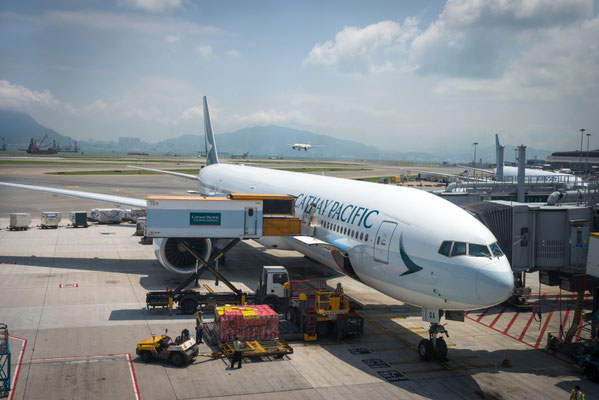 Hongkong Airport - warten auf den Anschlussflug nach Singapur