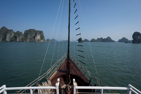 Halong und Bai Tu Long Bay Cruise - Aussicht vom Schiff