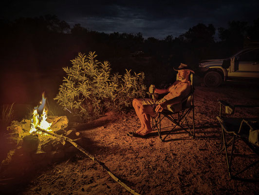 Pender Bay, Dampier Peninsula - der Campground 'Pender Bay Escape' - Lagerfeuer
