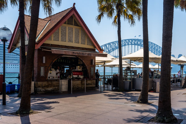 East Circular Quay