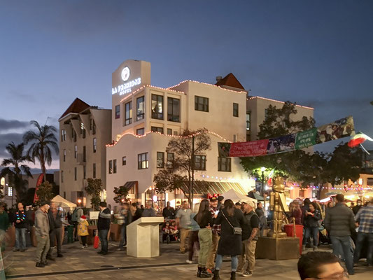 Little Italy, San Diego - Tree Lighting & Christmas Village - Pensione Hotel