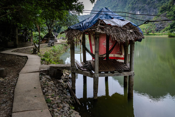 Dong Thien Cung (The Cave of Heaven/Secret Cave)