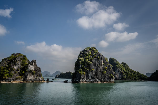 Hanoi - Halong Bay/Bai Tu Long Bay