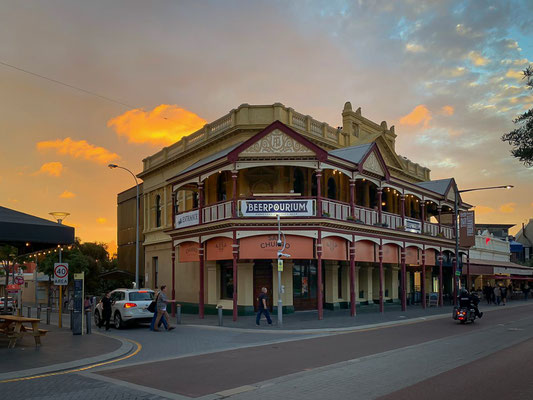 Fremantle - Nachtessen im 'Beerpourium'