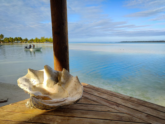 'Blue Lagoon Restaurant & Bar' mit Ootu Beach