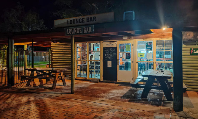 Outback Hotel Lightning Ridge