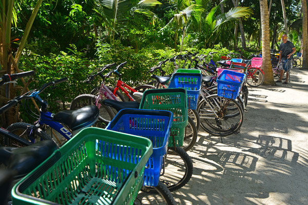 Velos bei der 'Anse Source d'Argent'