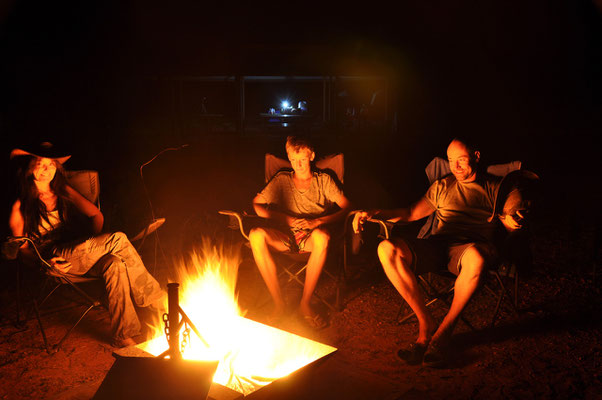 Bushcamp Rainbow Valley - Campfire