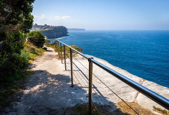 Coastal Cliff Walk - Diamond Bay Cliffwalk
