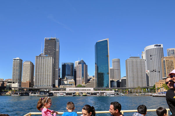 Mit Der Fähre vom Circular Quay Richtung Darling Harbour