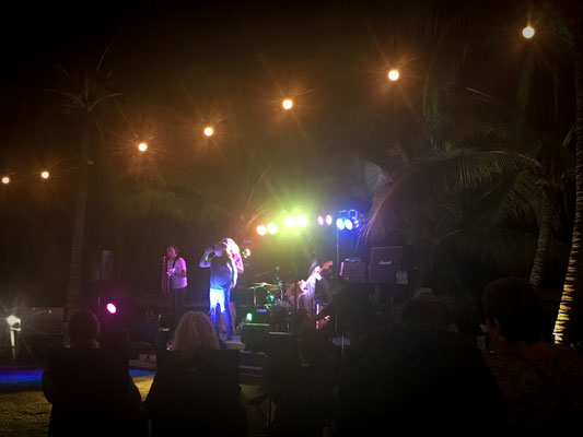 ACCA-DACCA im Yacht Club, Port Douglas