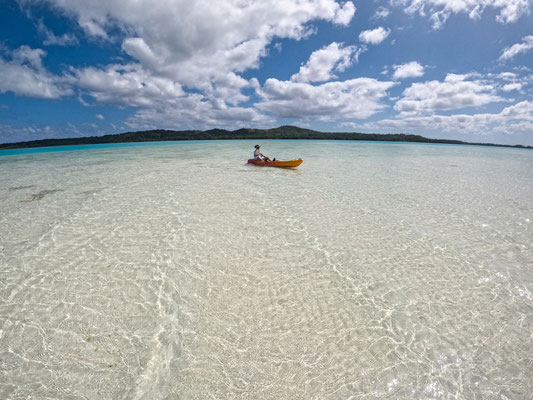 Kanufahrt in der Lagune von Aitutaki 
