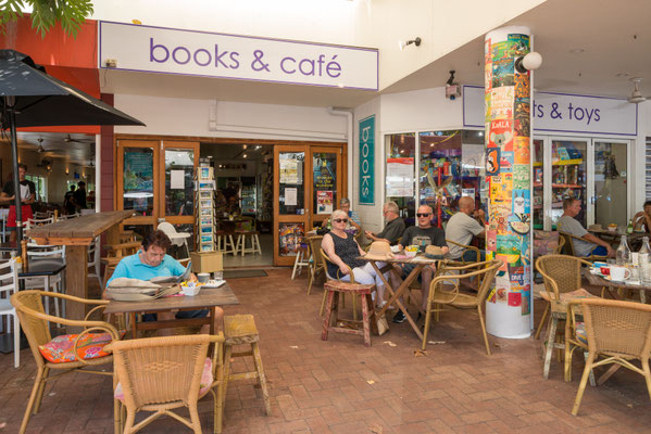 Port Douglas - books & café
