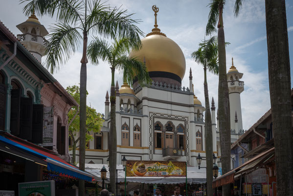 Kampong Glam - Arabisches Viertel - Bussorah Street mit Masjid Sultan Moschee