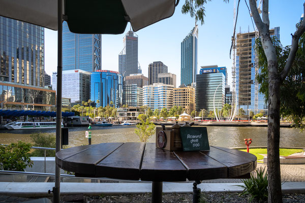 Perth - Mittagessen im 'The Island at Elizabeth Quay'