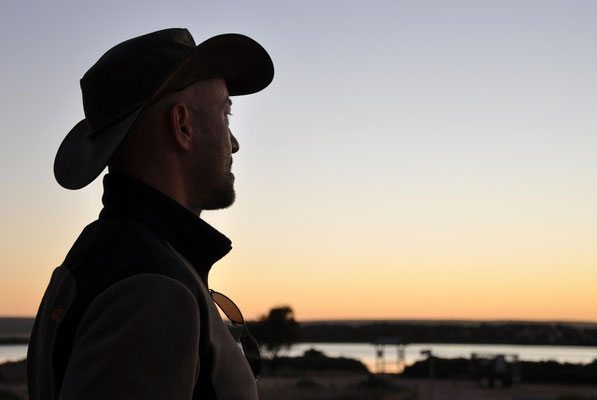 auf dem Campingplatz Baird Bay - Sonnenuntergang über der Bucht