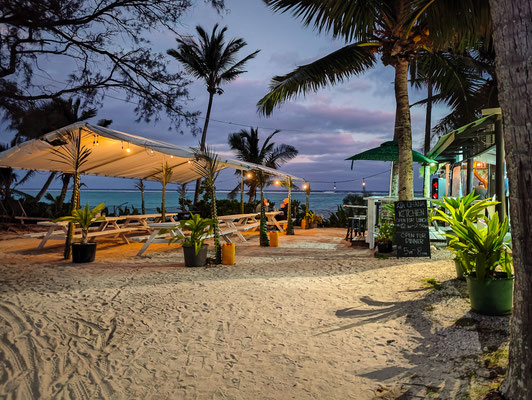 'Charlie's Raro', Rarotonga