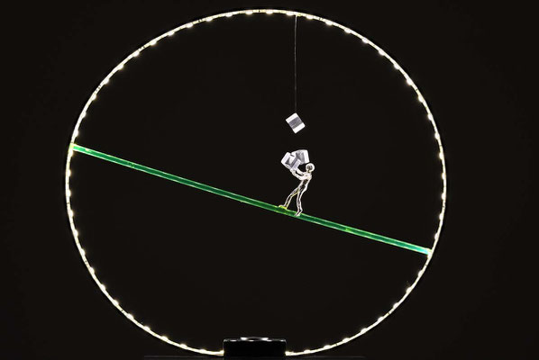 Juggling in the light