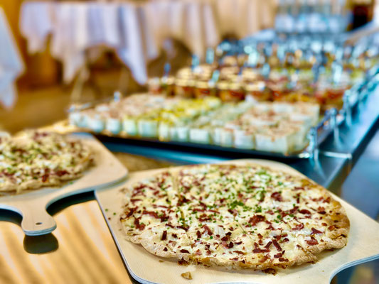 Flammkuchen klassisch wie im Elsass