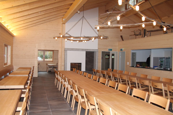 Hochzeit einfach und unkompliziert. catering oder Buffet Grillen und BBQ im Sommer
