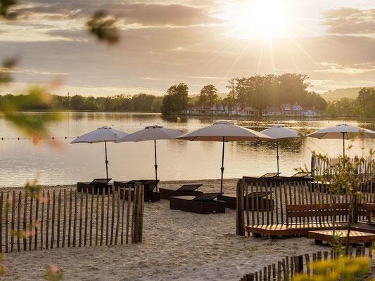 (c) Center Parcs