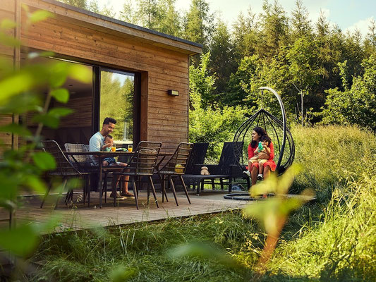 (c) Center Parcs