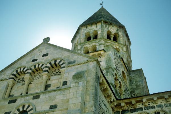 Kirche Saint Saturnin (c) Atout France