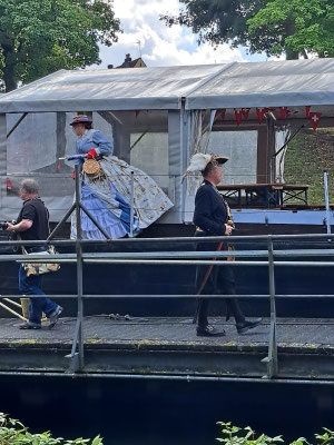 Retro-futuristisches Spektakel (© 14.09.2025 Andy R.)