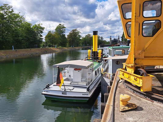 Dampffahrgastschiff NIXE im Oberwasser des  Historischen Schiffshebewerks Henrichenburg von 1899 (© 13.09.2025 Andy R.)