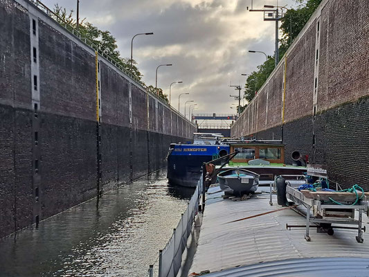 Ruhrschleuse Duisburg (© 16.09.2025 Andy R.)