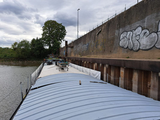 Liegeplatz im Hafen Düsseldorf (© 16.09.2025 Andy R.)