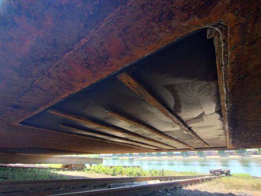 Offener Kastenkühler am Schiffsboden (© 27.06.2026 Oliver G.)