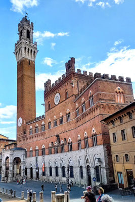 Palazzo Publico, das Rathaus
