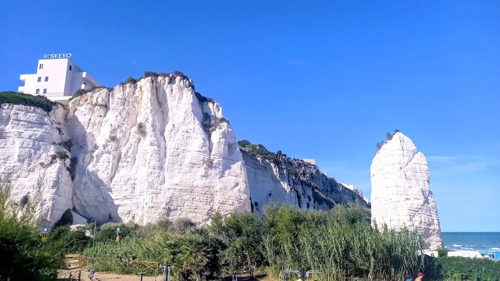der weiße Felsen vor der Steilküste