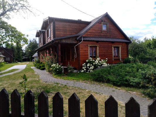 schönes altes Holzhaus