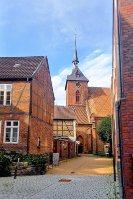 Durchblick zur Marienkirche 