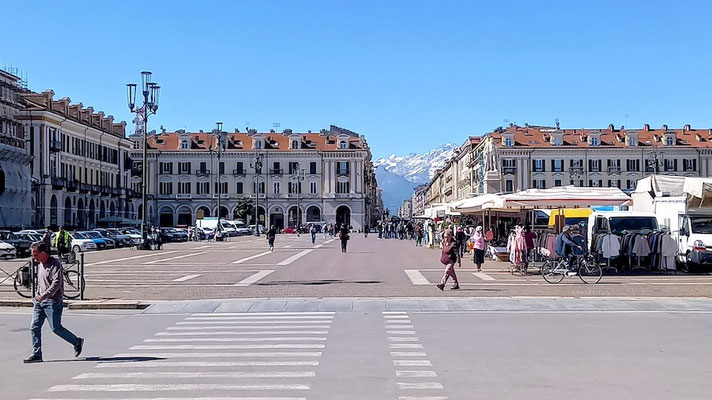 Piazza Tancredi Galimberti